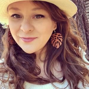 Meet your Posher, Denise